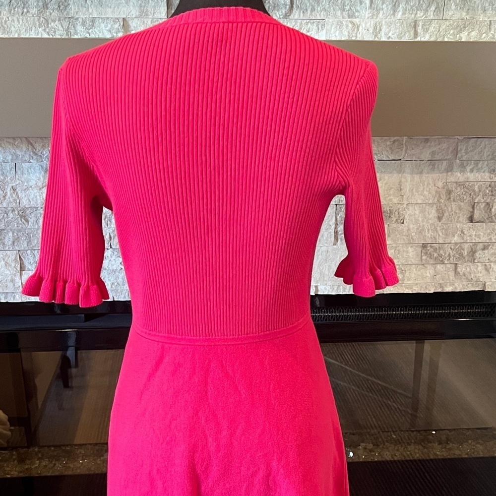 Kate Spade V-Neck Midi Dress in Bold Pink size Medium - Picture 10 of 13